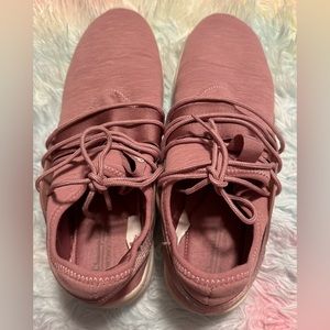 EUC Champions rose gold women’s runners, size 13W